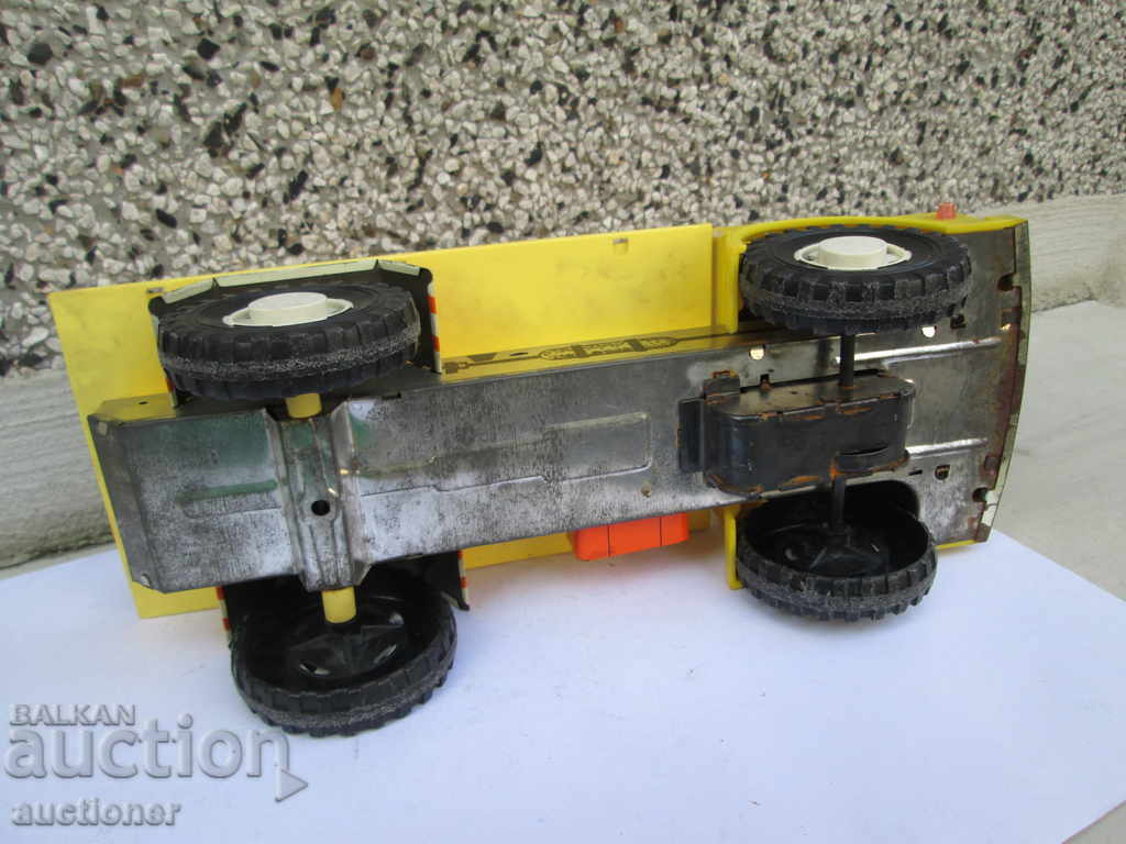 OLD TRUCK WORLD-USSR - 5