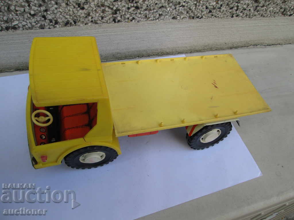 OLD TRUCK WORLD-USSR - 6