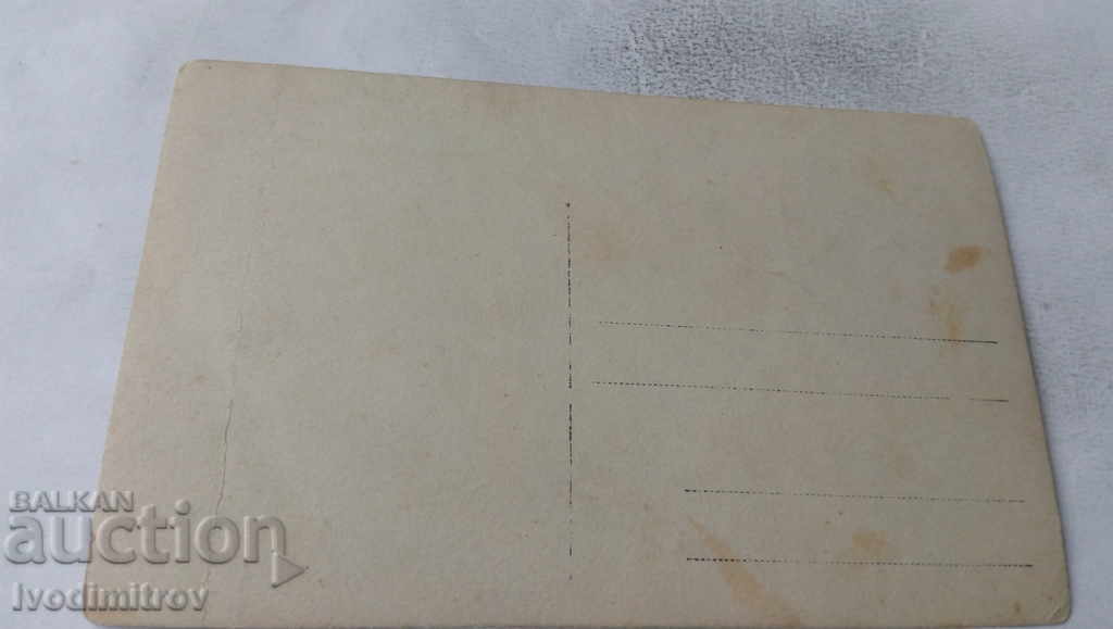 Photo Boys and girls in front of a railway car with price 3.65 BGN | € 1.87 Photo Boys and girls in front of a railway car with price 3.65 BGN | € 1.87