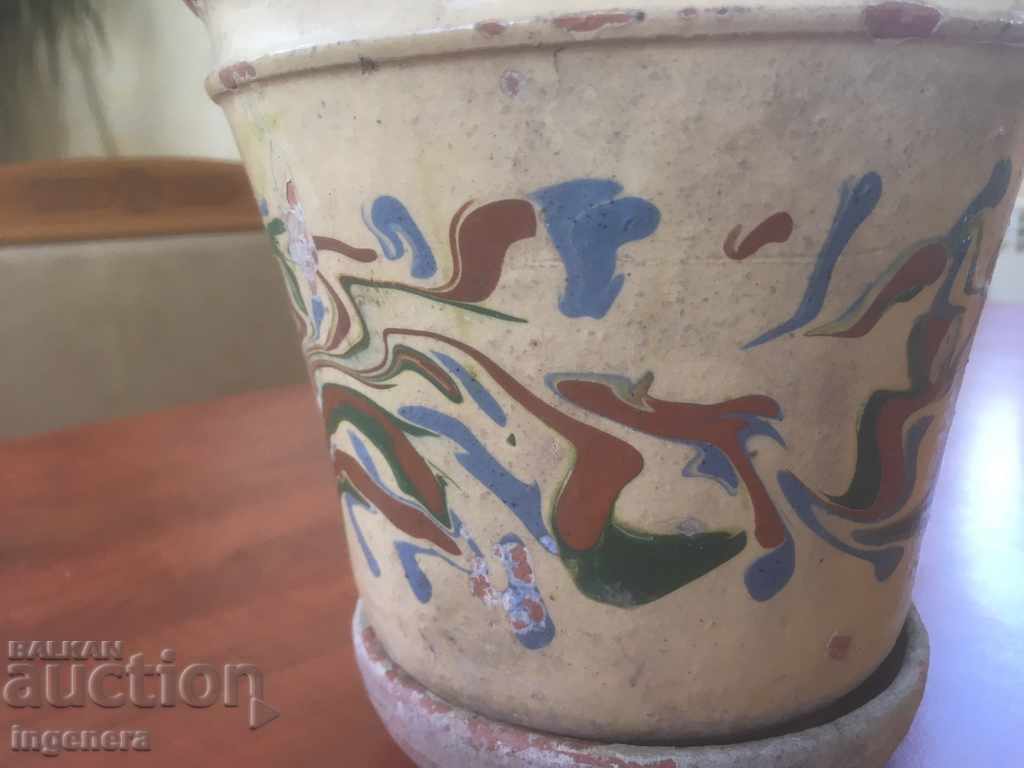 Delivery of POT OLD GLUCK PAINTED ETHNICS HARD CERAMICS Delivery of POT OLD GLUCK PAINTED ETHNICS HARD CERAMICS
