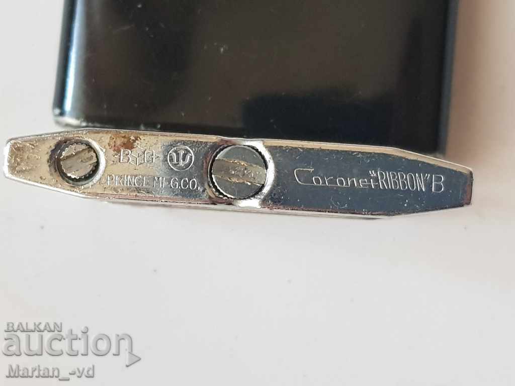 Auction Old gas lighter Auction Old gas lighter