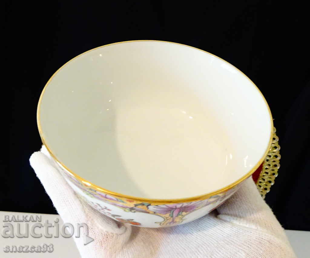 Candy box, bowl, Chinese Famille Rose porcelain, gold. - 7