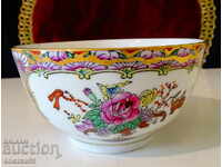 Candy box, bowl, Chinese Famille Rose porcelain, gold.