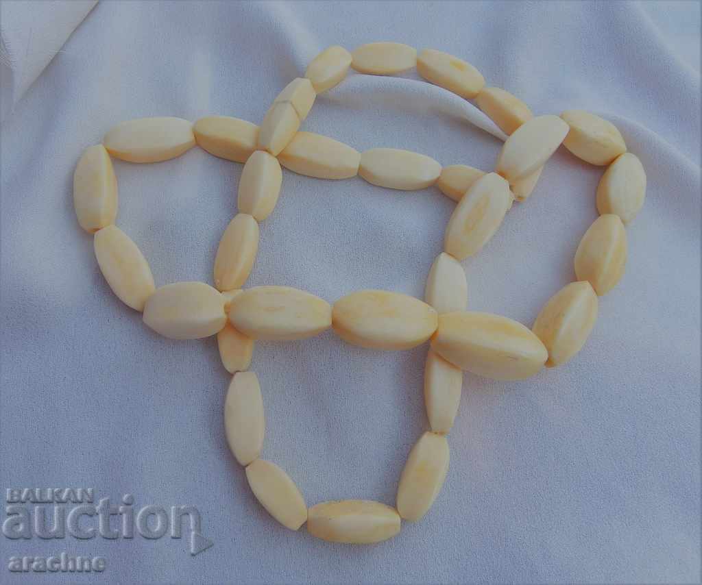 Delivery of Ivory necklace Delivery of Ivory necklace