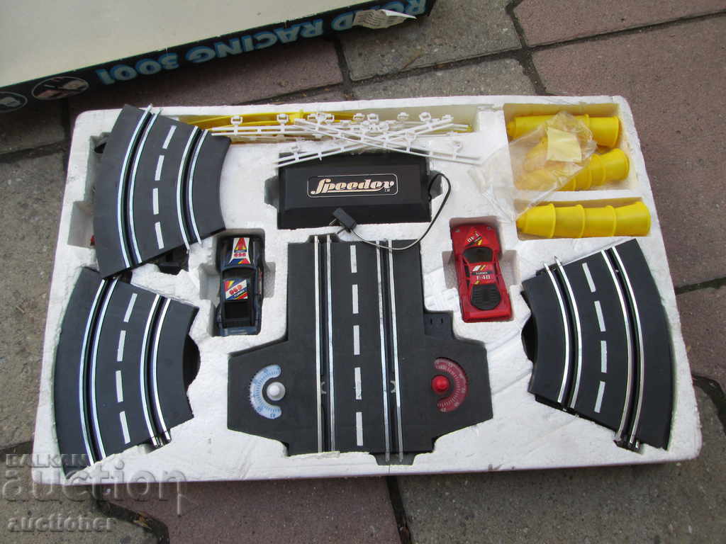 Аукцион СТАРА РЕТРО ЕЛЕКТРИЧЕСКА ПИСТА С КОЛИЧКИ Аукцион СТАРА РЕТРО ЕЛЕКТРИЧЕСКА ПИСТА С КОЛИЧКИ