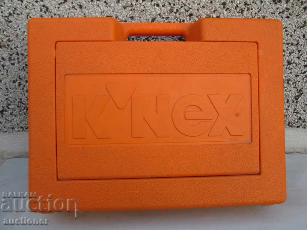 CHILDREN'S BUILDING SYSTEM K'NEX OT 1996 IN PLASTIC SUITCASE - 5 CHILDREN'S BUILDING SYSTEM K'NEX OT 1996 IN PLASTIC SUITCASE - 5