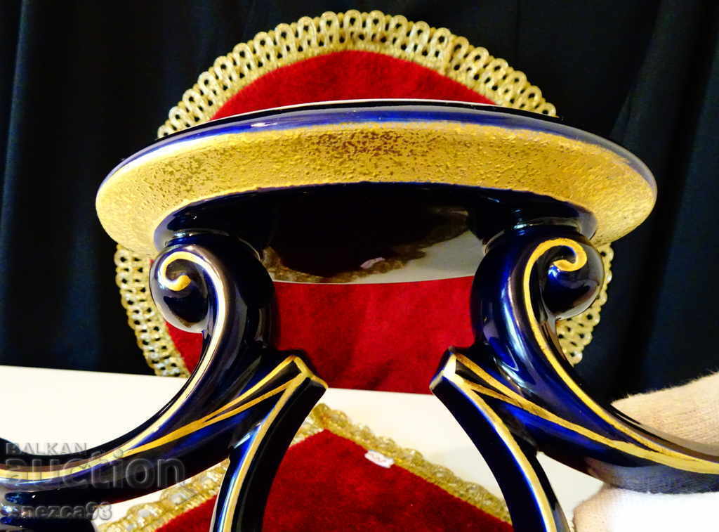 Delivery of Triple candlestick cobalt, gold, Graf von Henneberg 1777 Delivery of Triple candlestick cobalt, gold, Graf von Henneberg 1777