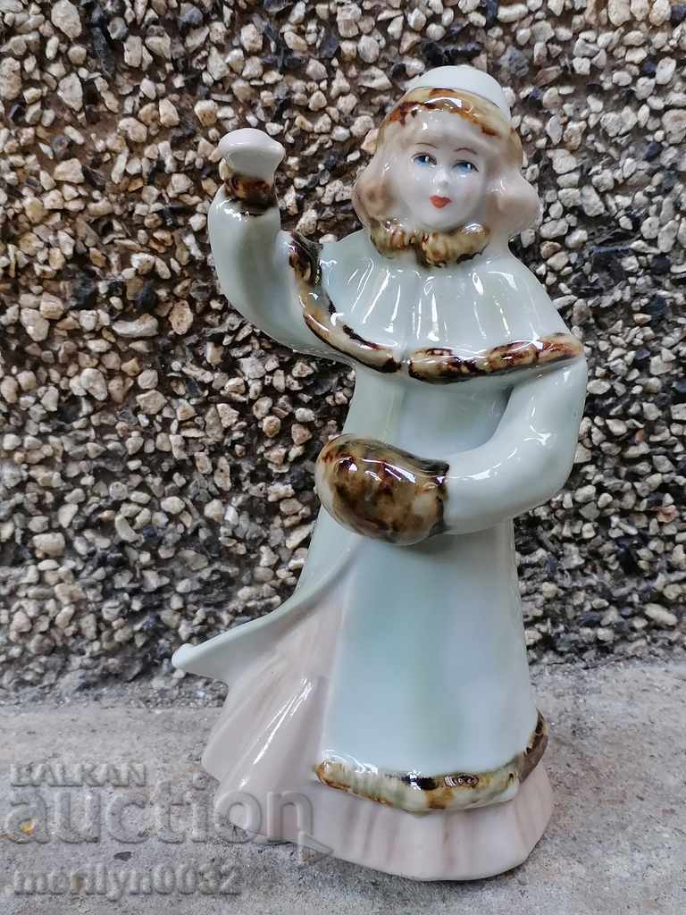Old porcelain figure, plastic, figurine, porcelain