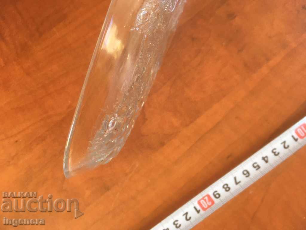 Auction TRAY PLATEAU VESSEL GLASS RELIEF THICK Auction TRAY PLATEAU VESSEL GLASS RELIEF THICK