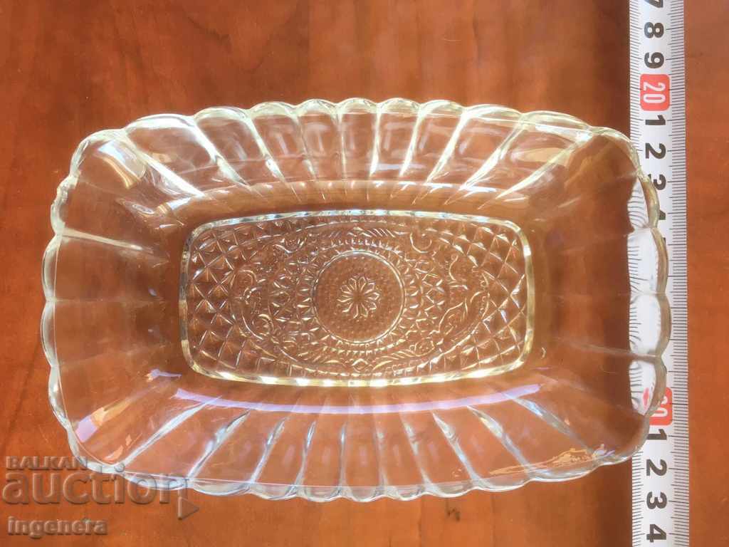 COURT TRAY PLATET FOR APPETIZERS GLASS RELIEF-2 PCS with price 13.00 BGN | € 6.65 COURT TRAY PLATET FOR APPETIZERS GLASS RELIEF-2 PCS with price 13.00 BGN | € 6.65