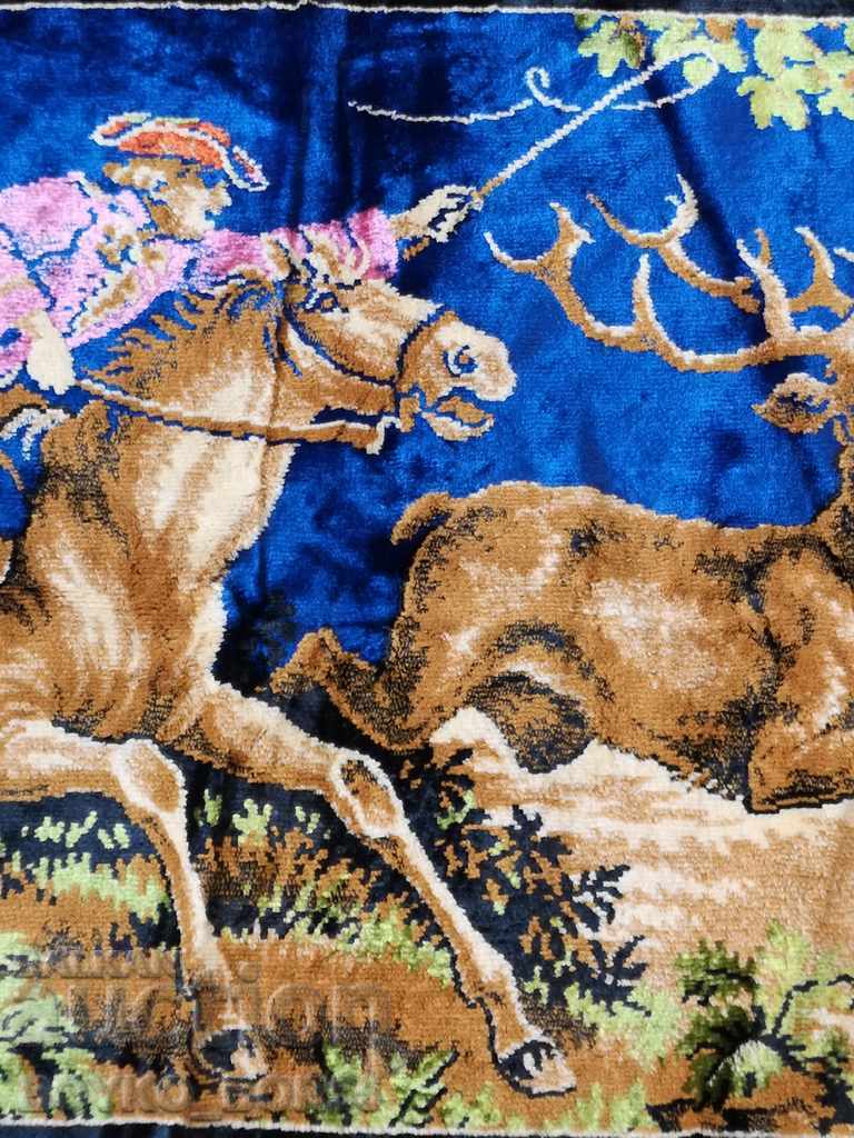 Auction Beautiful Large Antique Carpet with Hunting Scenes Auction Beautiful Large Antique Carpet with Hunting Scenes