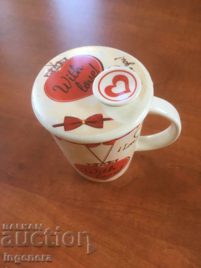 PORCELAIN GLASS LARGE GLASS WITH LID with price 10.00 BGN | € 5.11 PORCELAIN GLASS LARGE GLASS WITH LID with price 10.00 BGN | € 5.11