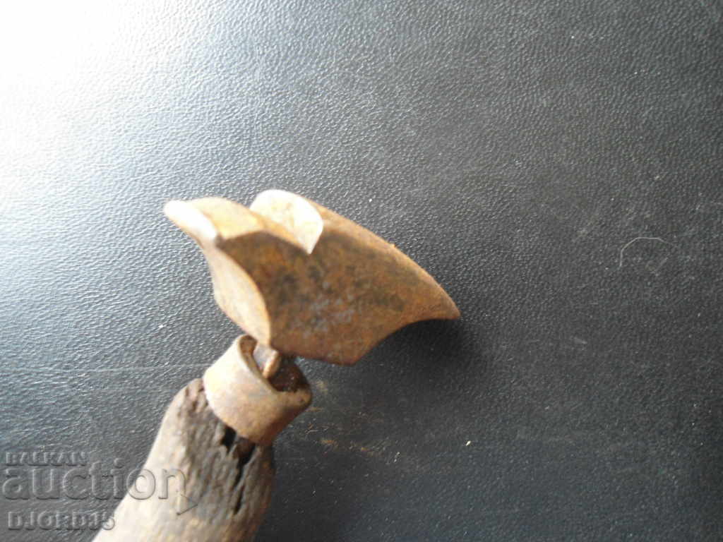 An old specialized tool - 5 An old specialized tool - 5