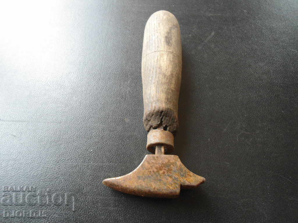 An old specialized tool - 6 An old specialized tool - 6