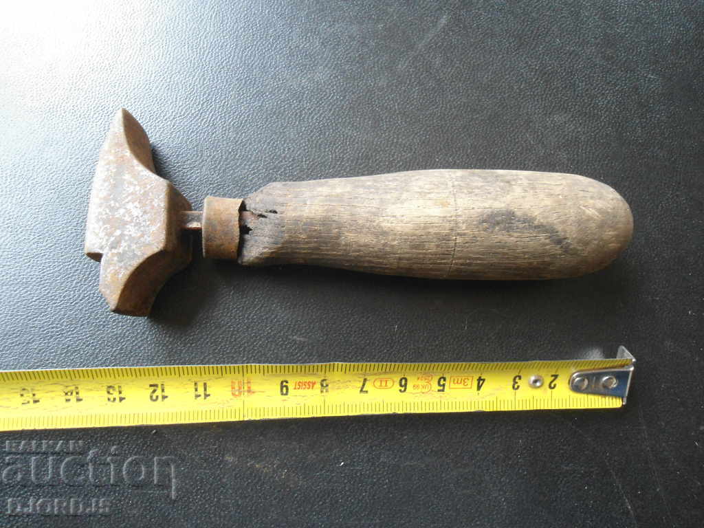 An old specialized tool - 7 An old specialized tool - 7