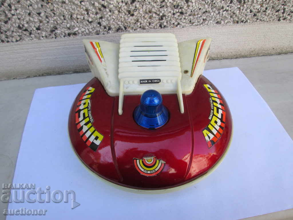OLD METAL TOY SPACE SHIP - 6 OLD METAL TOY SPACE SHIP - 6
