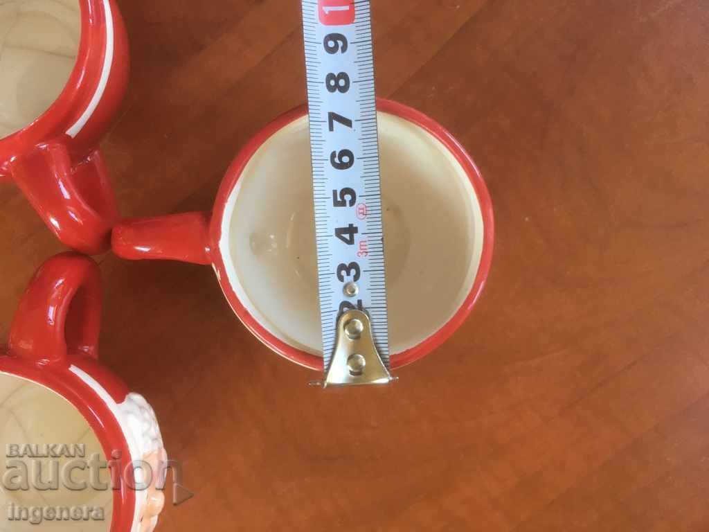 Delivery of CUP CUP CERAMICS CHRISTMAS 3 PCS Delivery of CUP CUP CERAMICS CHRISTMAS 3 PCS