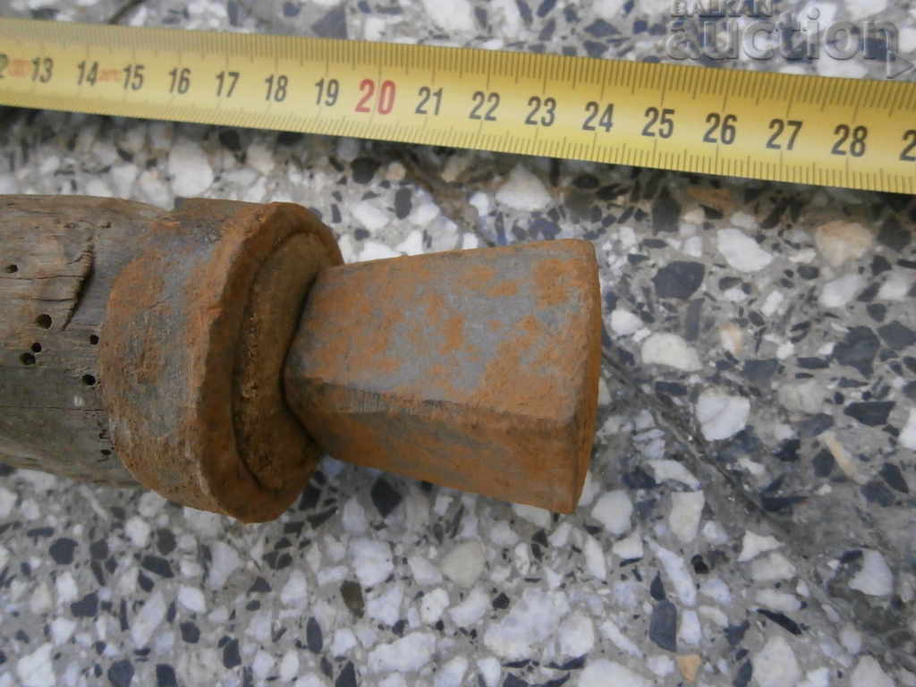 Delivery of an ancient primitive anvil Delivery of an ancient primitive anvil