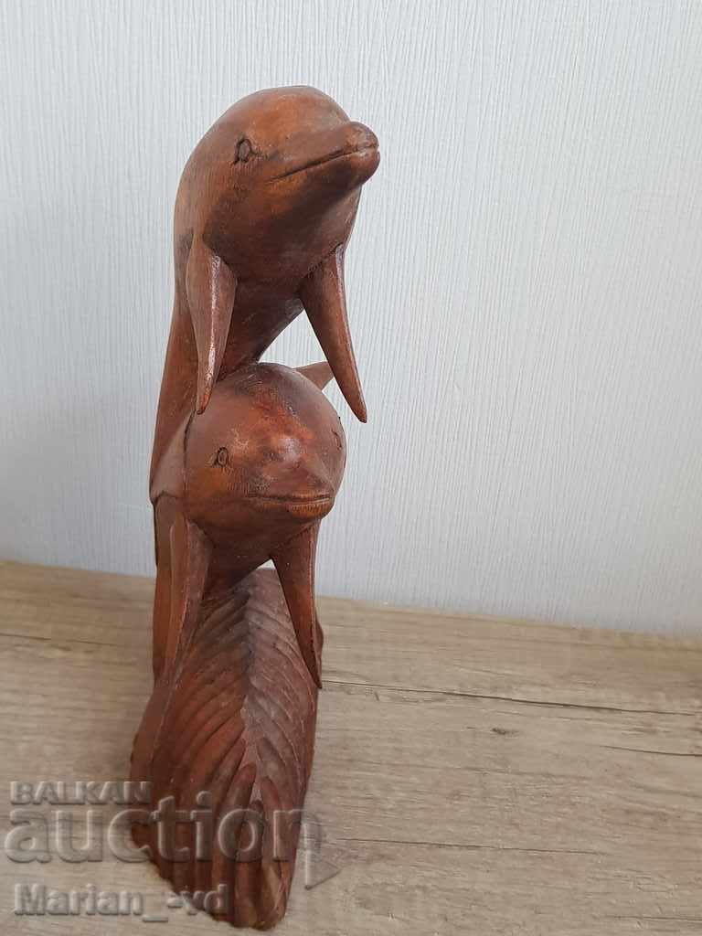 Delivery of Wooden figure - dolphins