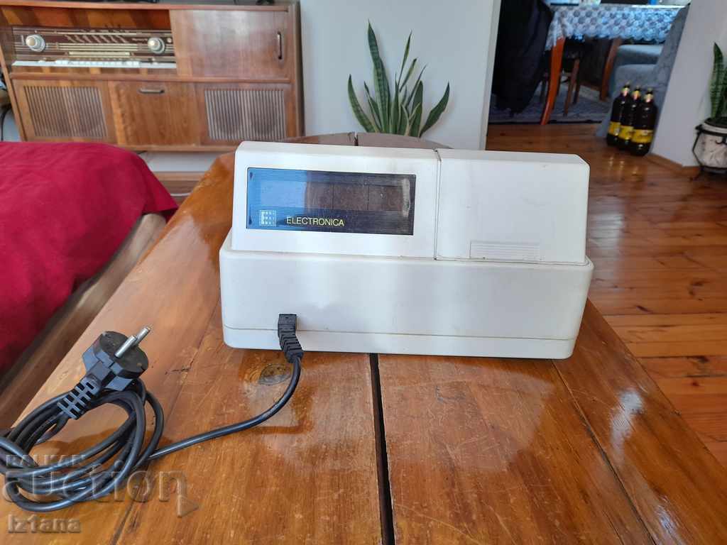 Δημοπρασία Παλιό ταμειακό μηχάνημα Εlektronika 6Μ Δημοπρασία Παλιό ταμειακό μηχάνημα Εlektronika 6Μ