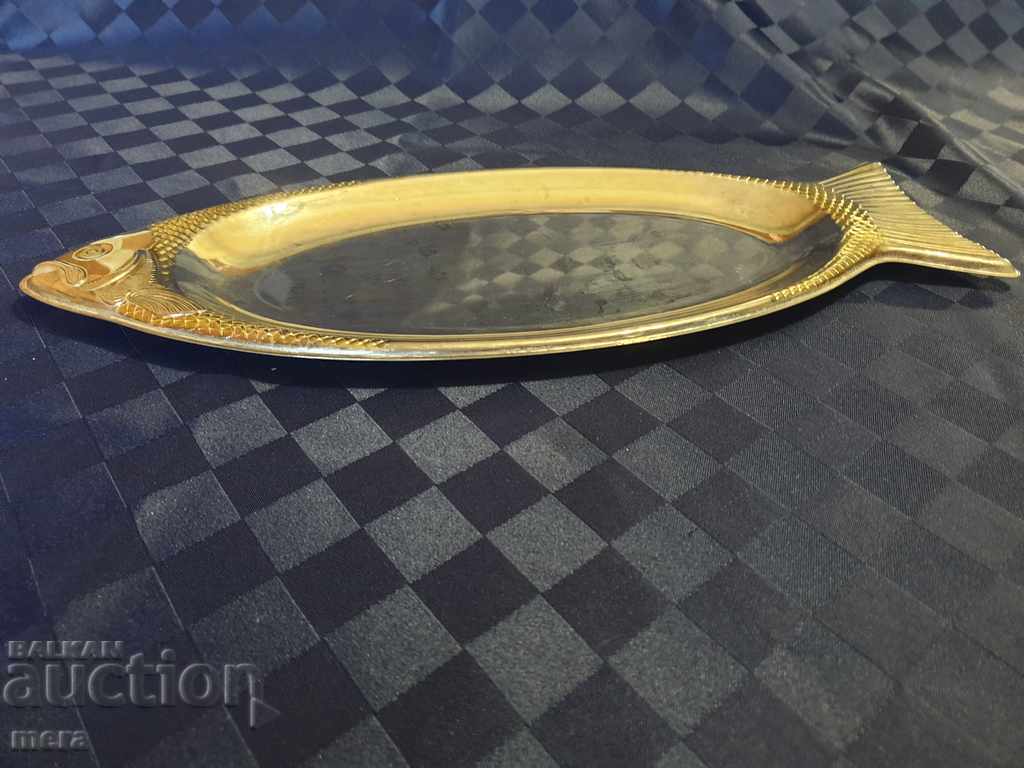 Επάργυρη μεταλλική πλάκα με επιχρύσωση με τιμή 30.00 BGN | € 15.34