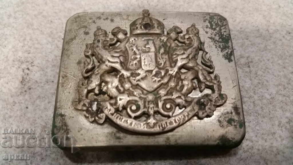 Emisiune Ferdinand, broșă princiară din două piese!