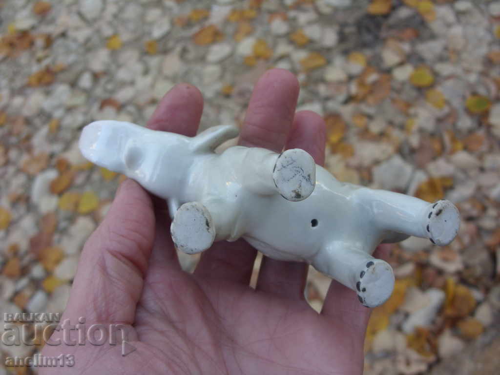 OLD ELEPHANT PORCELAIN - 6 OLD ELEPHANT PORCELAIN - 6