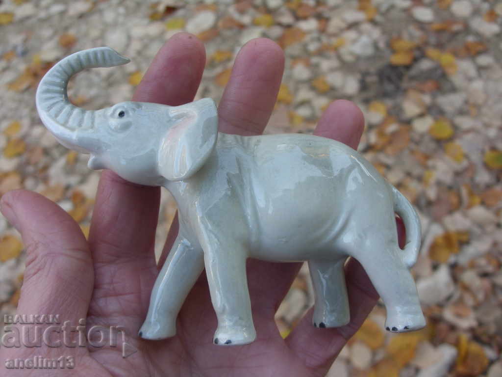 STAR PORCELAIN ELEPHANT