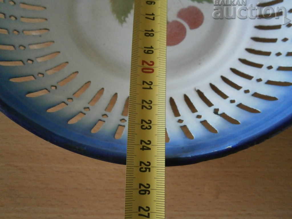 Δημοπρασία Παλιά κατσαρόλα με σμάλτο, φρούτα, εμαγιέ δοχείο Δημοπρασία Παλιά κατσαρόλα με σμάλτο, φρούτα, εμαγιέ δοχείο