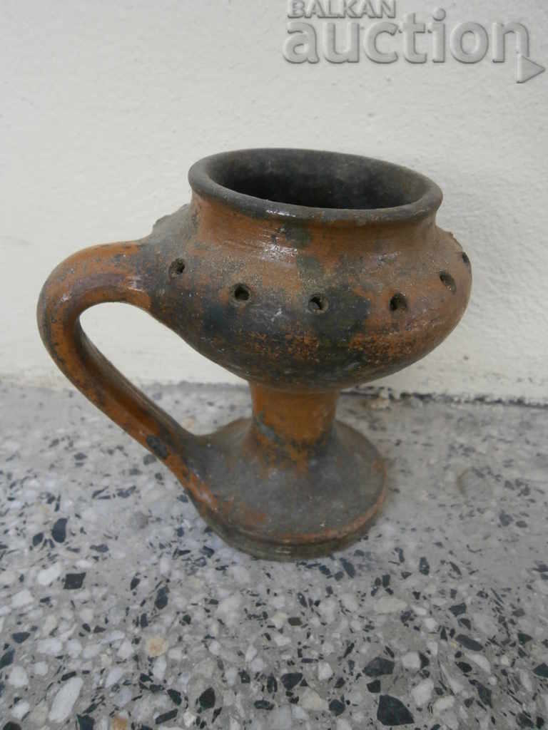 Delivery of ancient ceramic incense burner Delivery of ancient ceramic incense burner