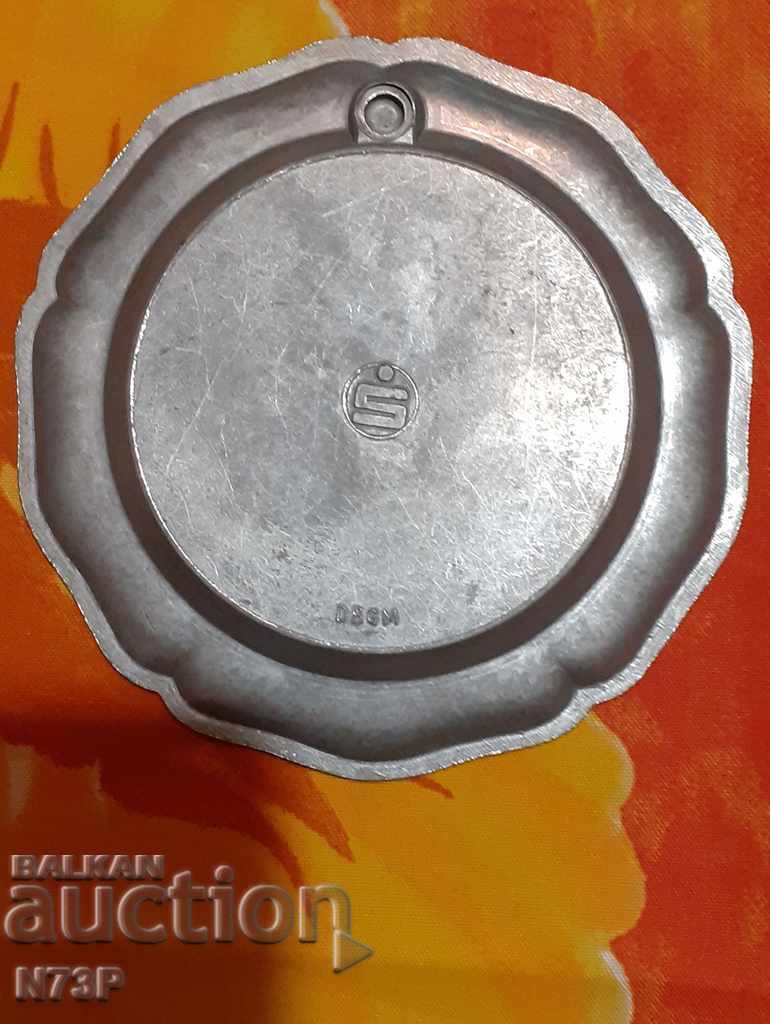 Auction SMALL PLATE. COLLECTION. COAT OF ARMS. Auction SMALL PLATE. COLLECTION. COAT OF ARMS.