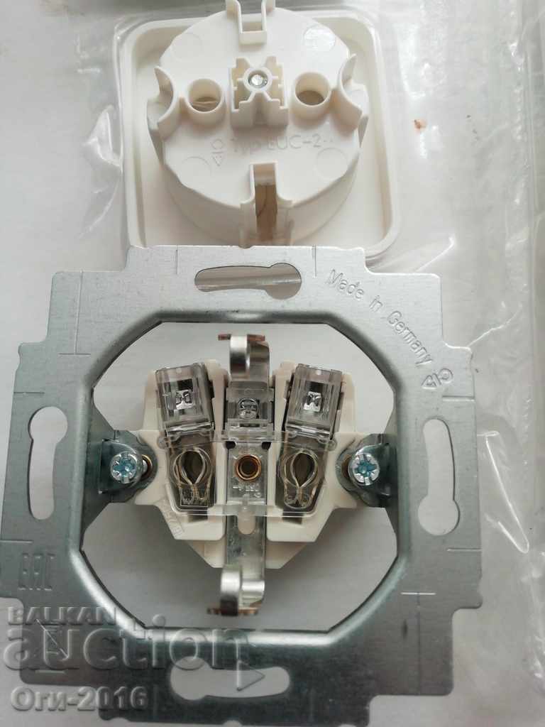 Δύο μονές επαφές με κοινή μπροστινή κονσόλα - 7 Δύο μονές επαφές με κοινή μπροστινή κονσόλα - 7