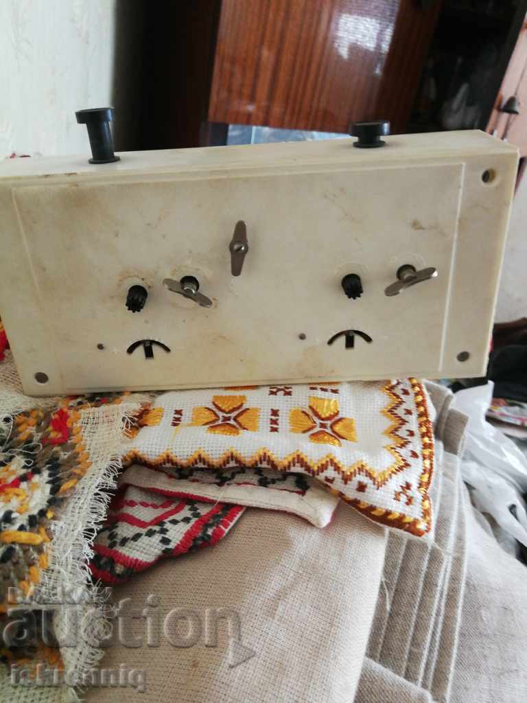 Chess Clock with price 20.00 BGN | € 10.23 Chess Clock with price 20.00 BGN | € 10.23