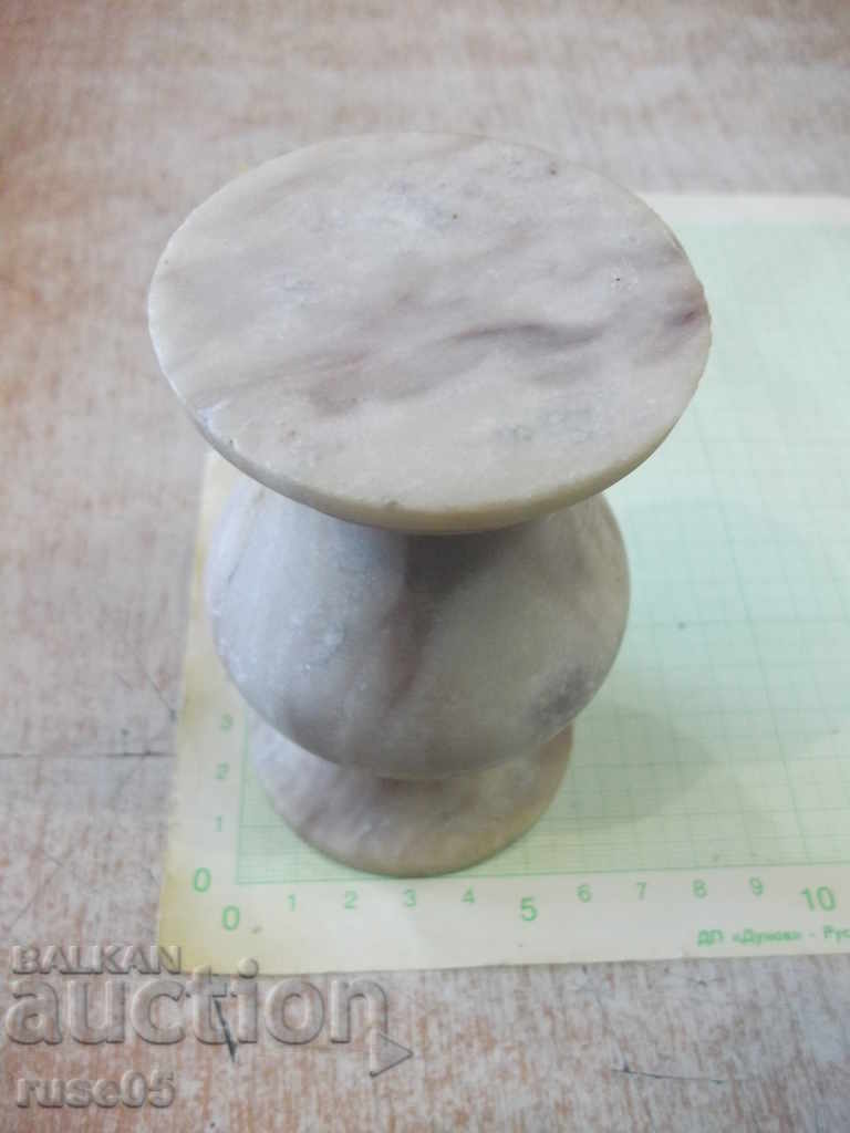 Μαρμάρινο κηροπήγιο από τη σάλτσα για κερί με τιμή 5.00 BGN | € 2.56 Μαρμάρινο κηροπήγιο από τη σάλτσα για κερί με τιμή 5.00 BGN | € 2.56