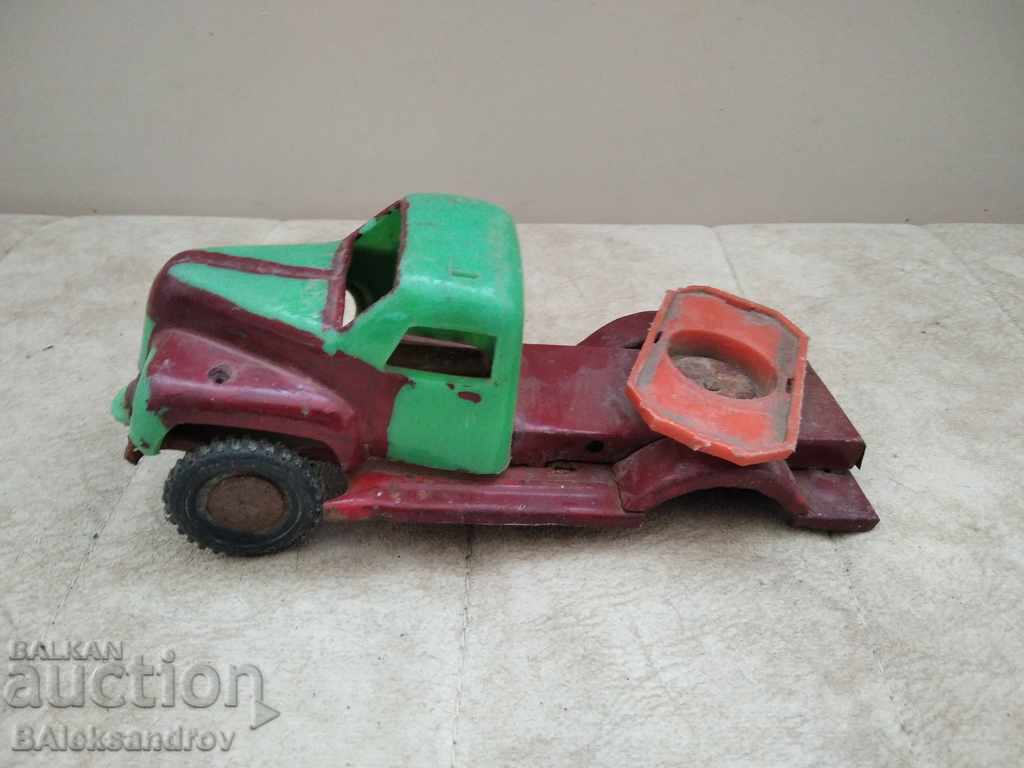 Auction  Old toy