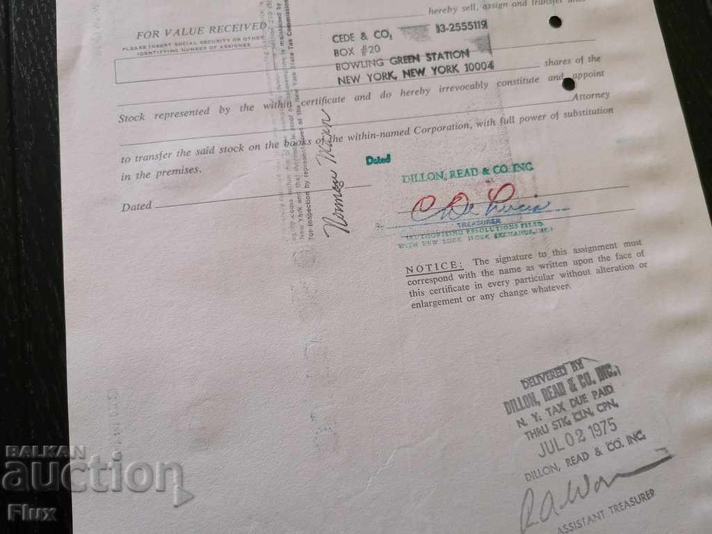 Share certificate Carter Hawley Hale Stores 1975 - 7