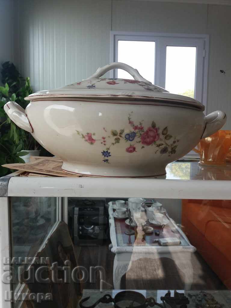 Delivery of LARGE PORCELAIN SOUP