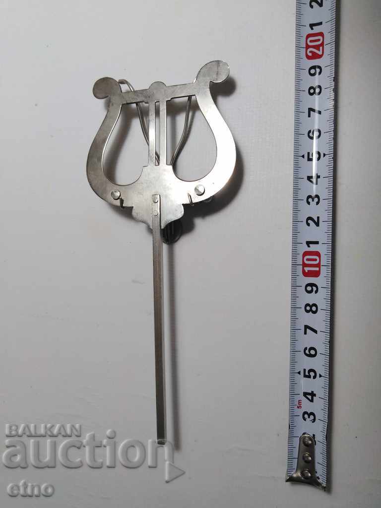 OLD METAL STAND, SCORING CLAMP with price 40.00 BGN | € 20.45 OLD METAL STAND, SCORING CLAMP with price 40.00 BGN | € 20.45