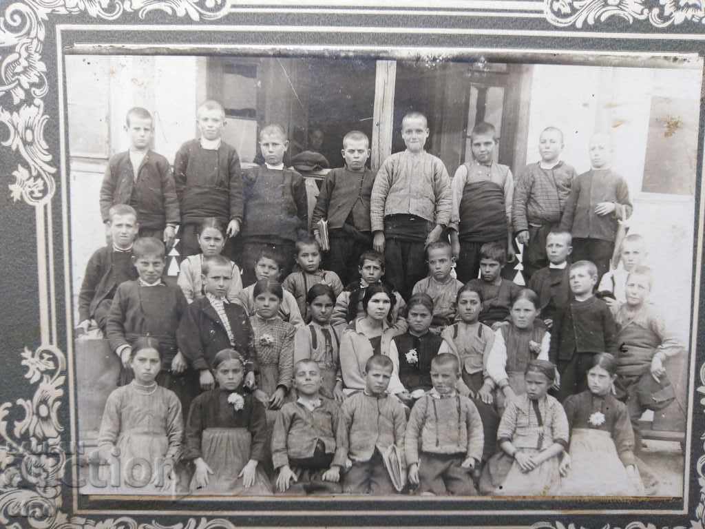 1925, χωριό ΚΛΙΜΕΝΤ ΒΑΣΙΛΙΚΟ ΦΩΤΟ-ΧΑΡΤΙΝΟ - ΠΑΙΔΙΑ, μαθητές με τιμή 25.00 BGN | € 12.78
