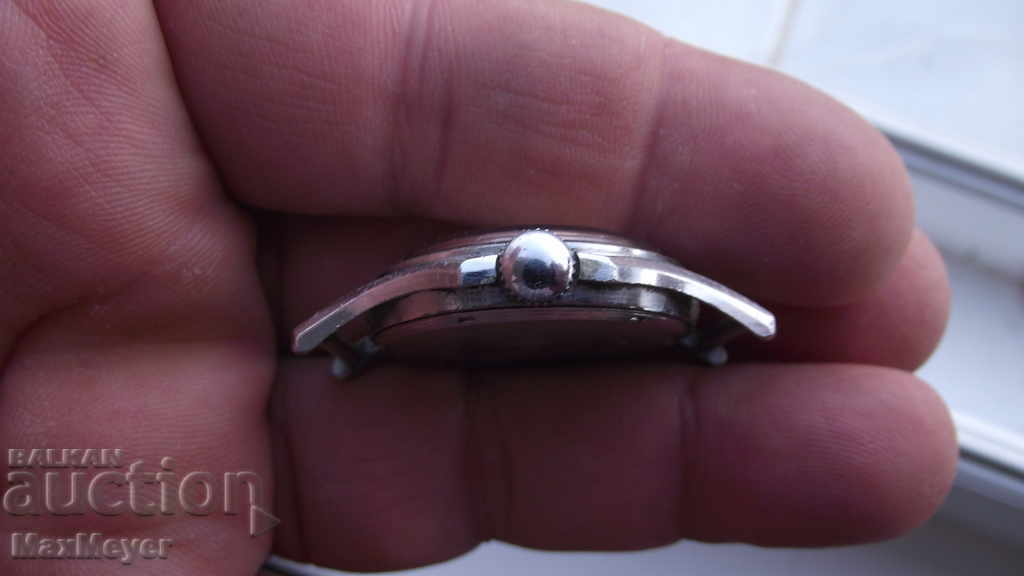 CLOCK - "EAST" / 17 cam. 2605 mech. - - 5 CLOCK - "EAST" / 17 cam. 2605 mech. - - 5