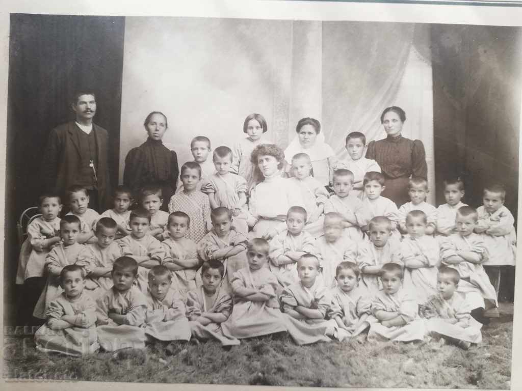 Old photo Hard cardboard - Orphans, Bulgarian Red Cross with price 40.00 BGN | € 20.45