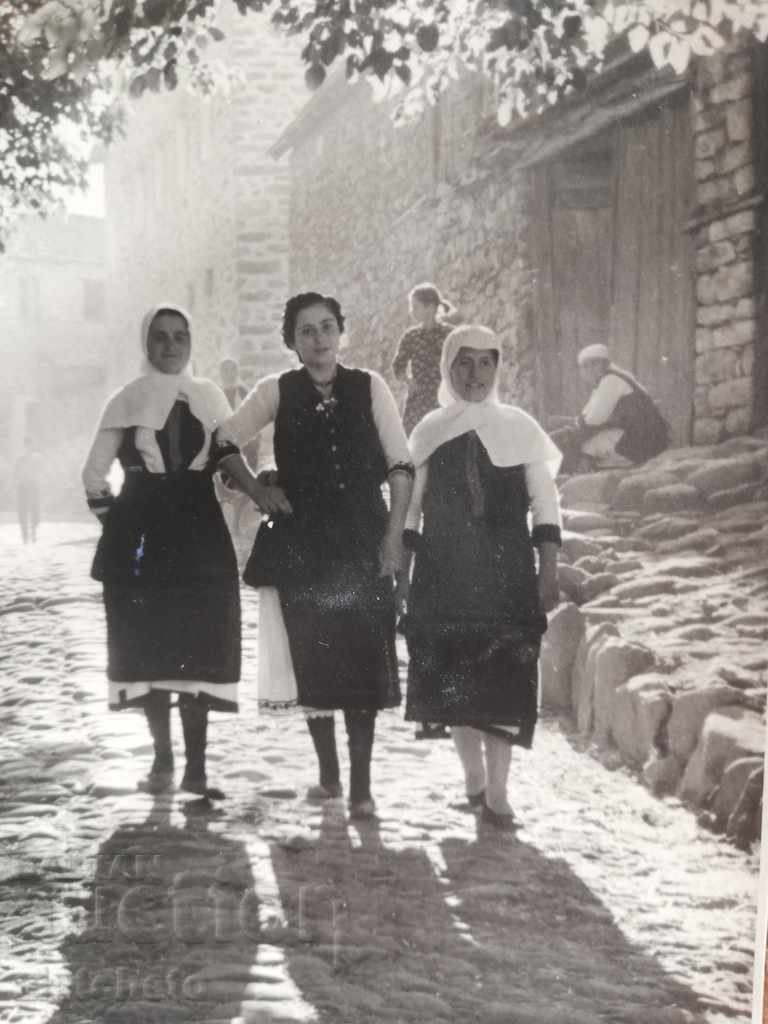 Auction  Old photo. Author's photo RR