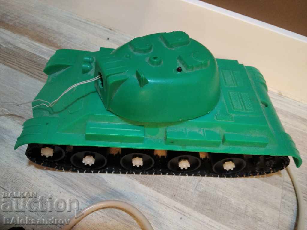 Auction  Old toy TANK remote