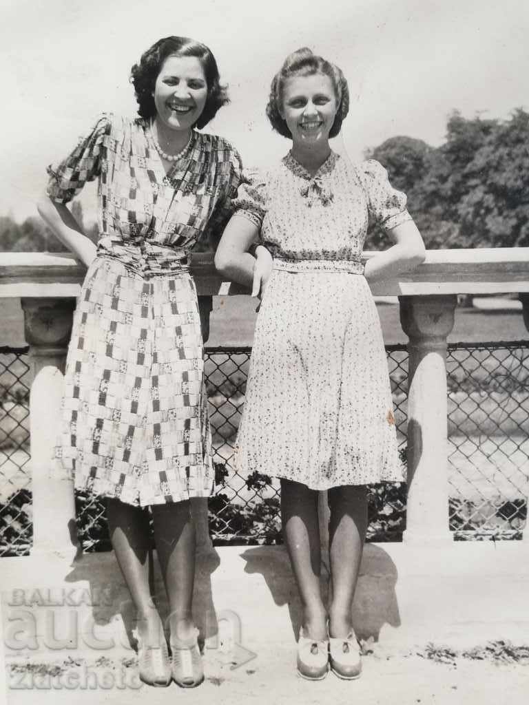 Auction Old photo. Author's photo RR Auction Old photo. Author's photo RR