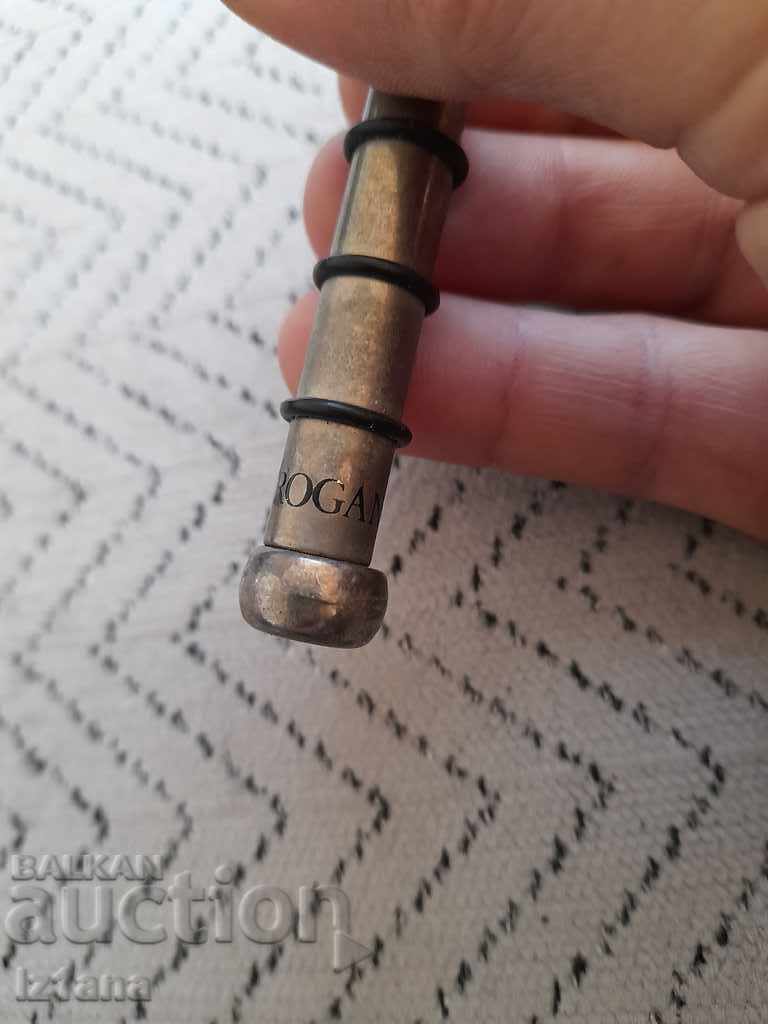 Auction Old Arrogance razor Auction Old Arrogance razor