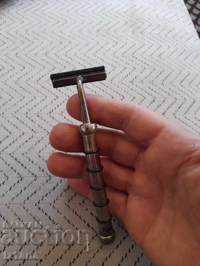 Old Arrogance razor - 6 Old Arrogance razor - 6