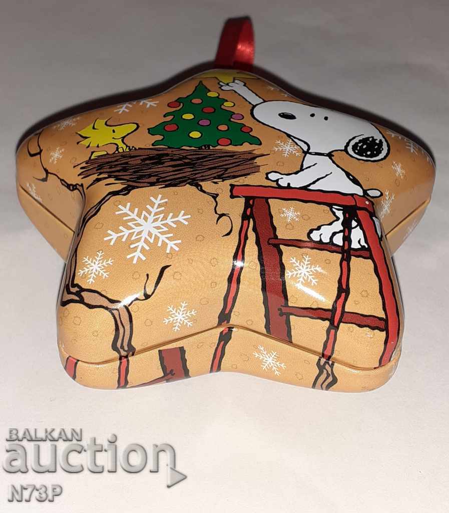 Auction  METAL BOX. STAR.