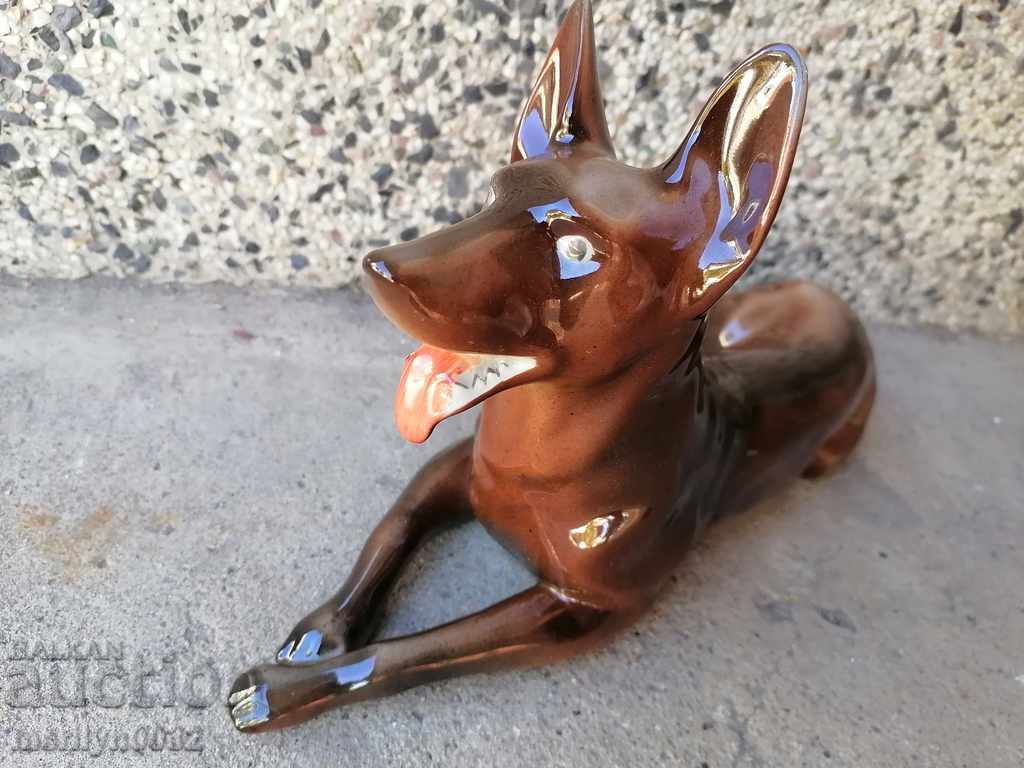 Bulgarian porcelain figure, sculpture, statuette, porcelain with price 73.00 BGN | € 37.32 Bulgarian porcelain figure, sculpture, statuette, porcelain with price 73.00 BGN | € 37.32