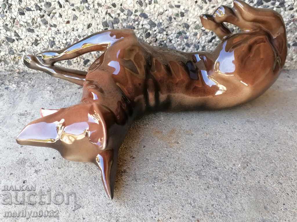 Delivery of Bulgarian porcelain figure, sculpture, statuette, porcelain Delivery of Bulgarian porcelain figure, sculpture, statuette, porcelain