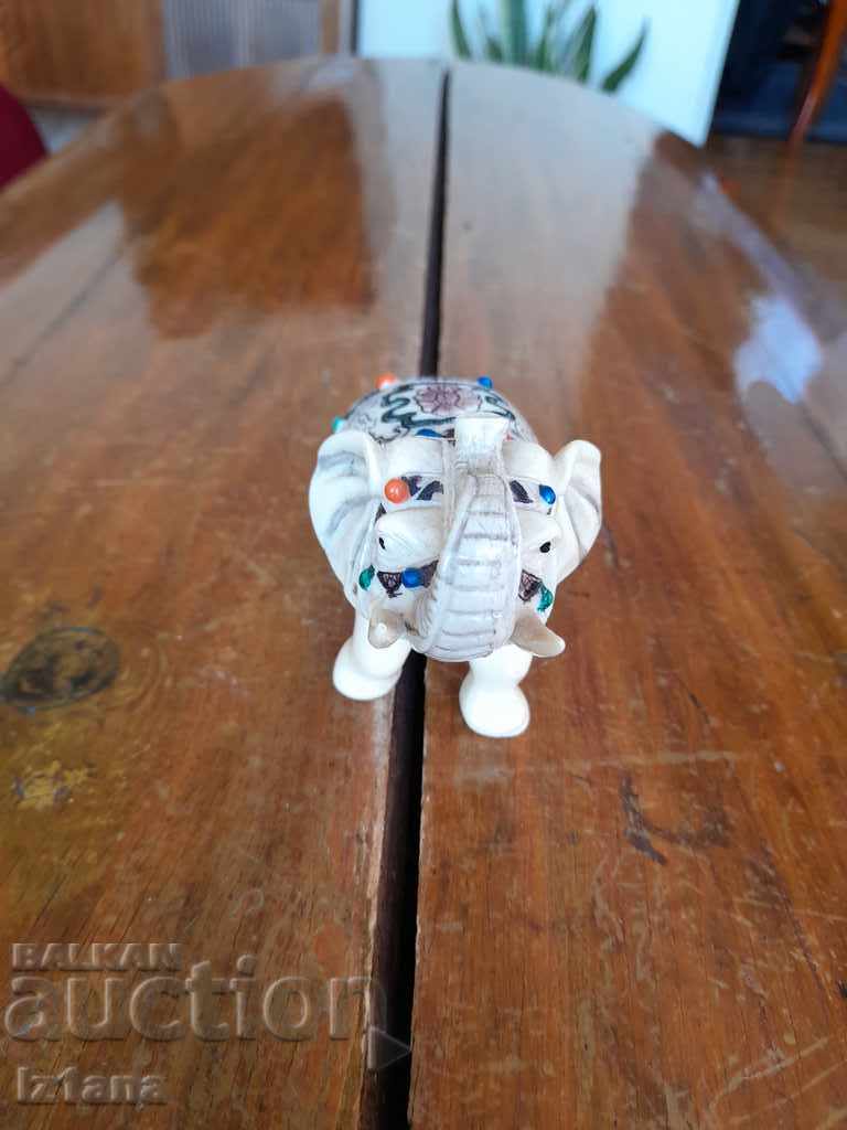 Αναμνηστικό παλιό ελέφαντα με τιμή 20.00 BGN | € 10.23 Αναμνηστικό παλιό ελέφαντα με τιμή 20.00 BGN | € 10.23